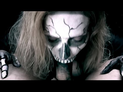 ❤️ Demoon meisie suig haan met haar swart mond en sluk cum. ❌ Superpornografie by porn af.pornsexer.ru